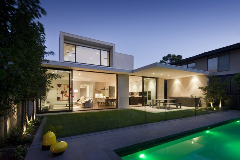 Modern-house-design-by-Lubelso